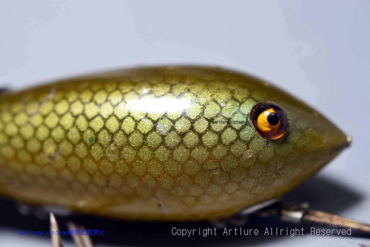 VINTAGE WOODEN LURE HEDDON baby crab wiggler ( 82661-58 VINTAGE WOODEN LURE HEDDON baby crab wiggler ( 82661-58