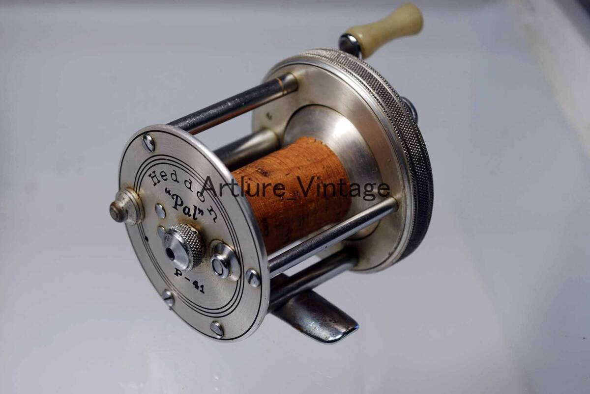 HEDDON PAL P-41 USA (3618-290)VINTAGE REEL, OLD REEL HEDDON PAL P-41 USA (3618-290)VINTAGE REEL, OLD REEL