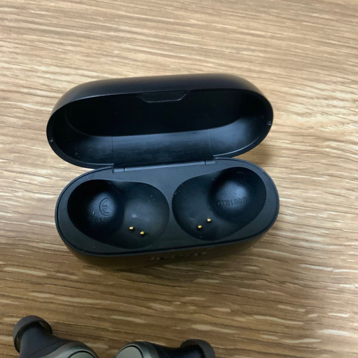 ワイヤレスイヤホン Jabra Elite 75t Titanium Black