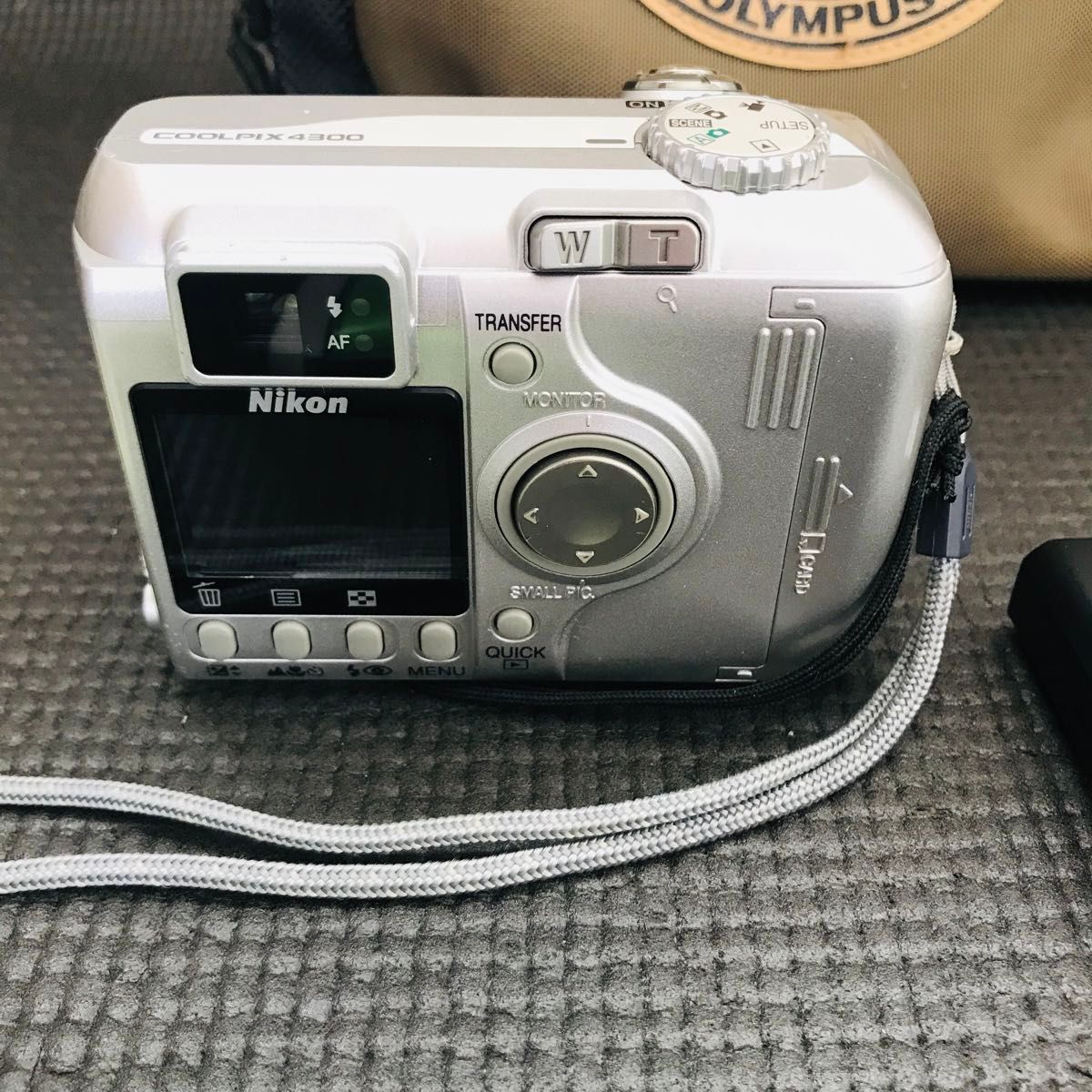 Nikon　ニコン　COOLPIX 4300　デジカメ　コンデジ　デジタルカメラ