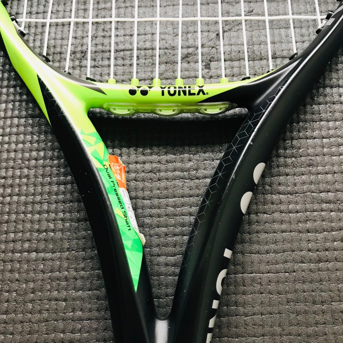 YONEX　ヨネックス　テニスラケット　EZONE FEEL　ISOMETRIC