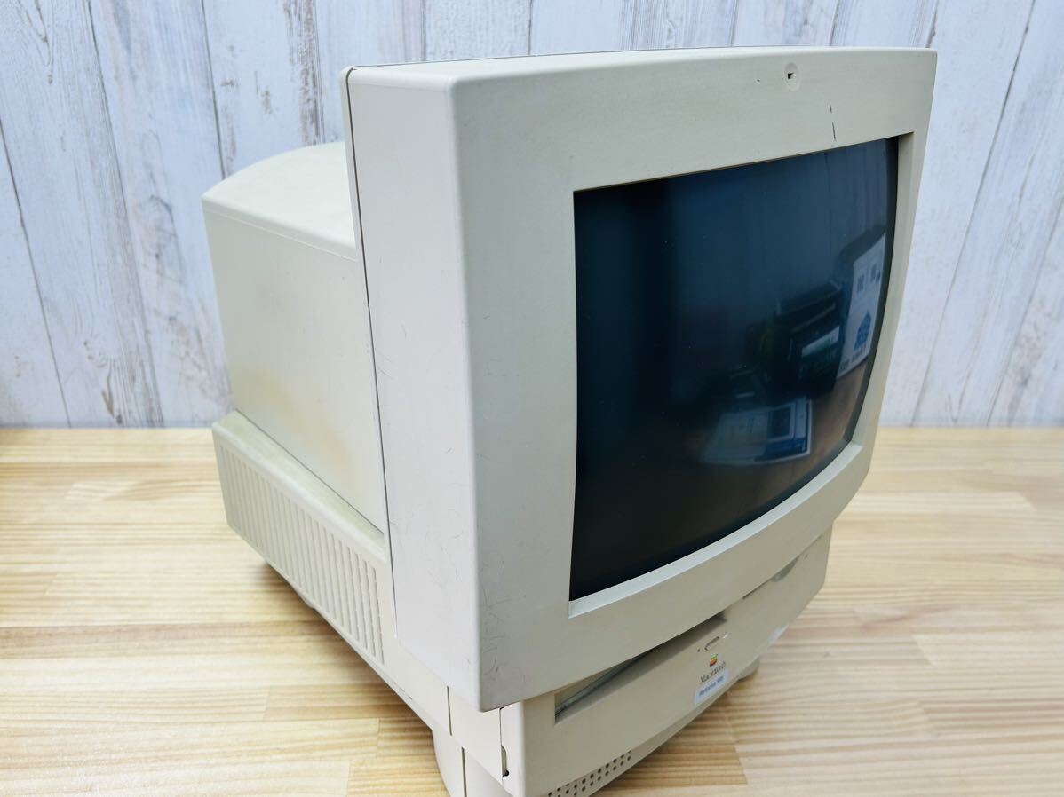 ☆ Apple Macintosh デスクトップ パソコン M3872 M0487 Performa 588 キーボード レトロ PC アップル マニュアル付 SA-0406e160 ☆_画像2