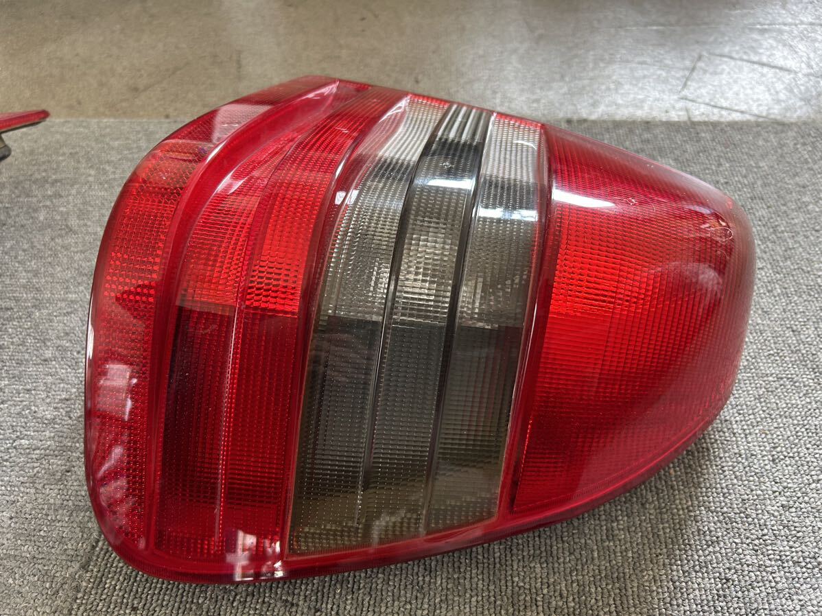  Mercedes Benz * original tail light left right set.