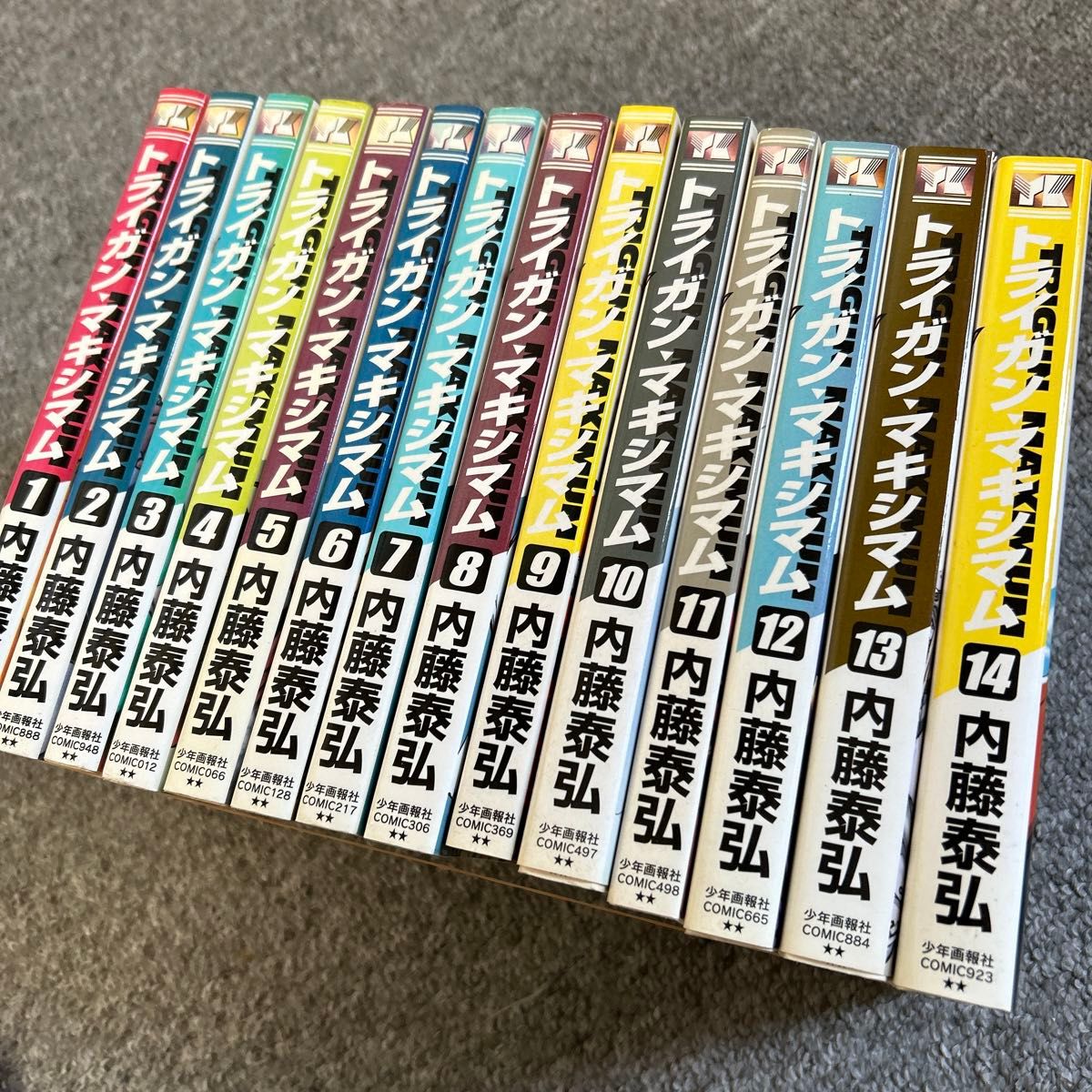 値下げ！トライガン-マキシマム1〜14全巻セット　内藤泰弘著