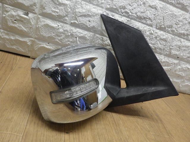 eK Wagon H82W right door mirror side mirror S14