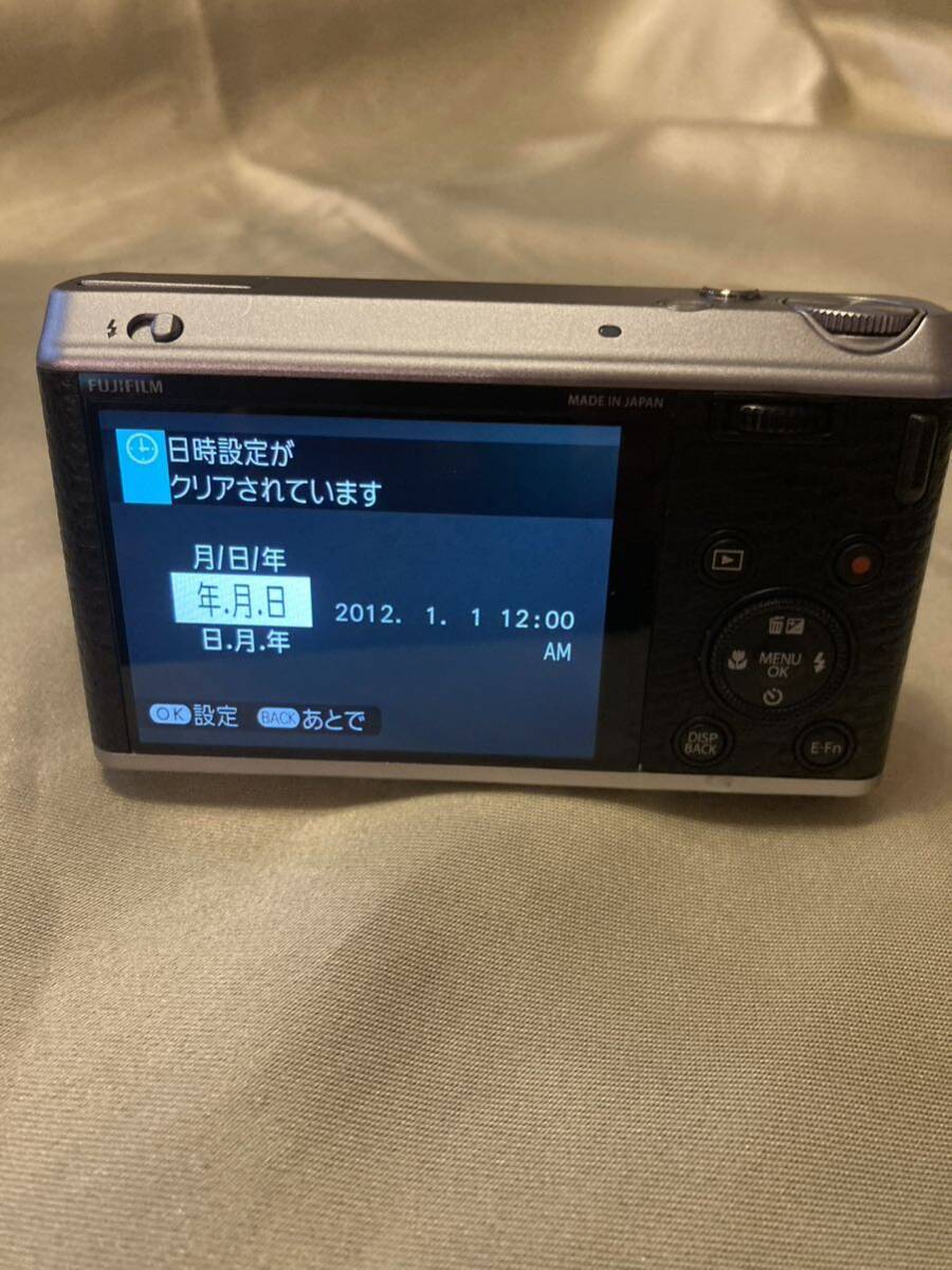 8750円 FUJIFILM 富士フイルム XF1 ブラック 電源確認のみ 8750円 FUJIFILM 富士フイルム XF1 ブラック 電源確認のみ
