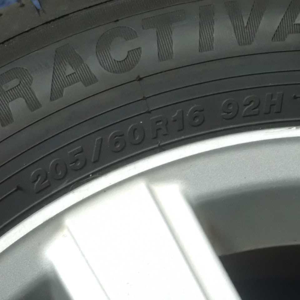 平成21年 ヴォクシー ZRR70W 前期 純正 アルミホイール タイヤ 1本 5穴 PRACTIVA 205/60R16 中古 即決Bの画像3