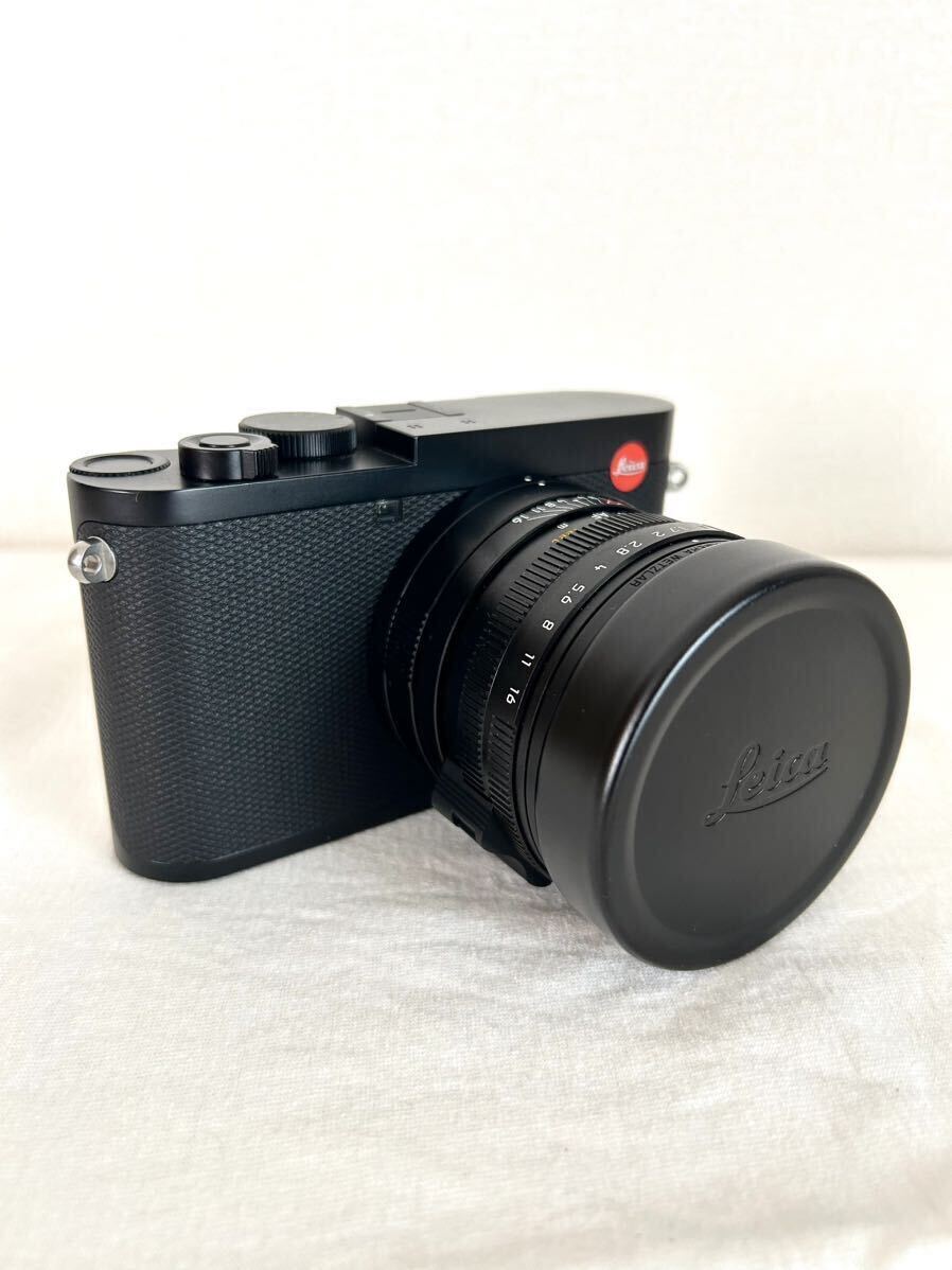 Leica ライカ Q2 ＆ 純正 ハンドグリップ コンパクトデジタルカメラ コンデジ 元箱 説明書付 付属品完備 フルサイズ 4730万画素 SUMMILUXの画像1