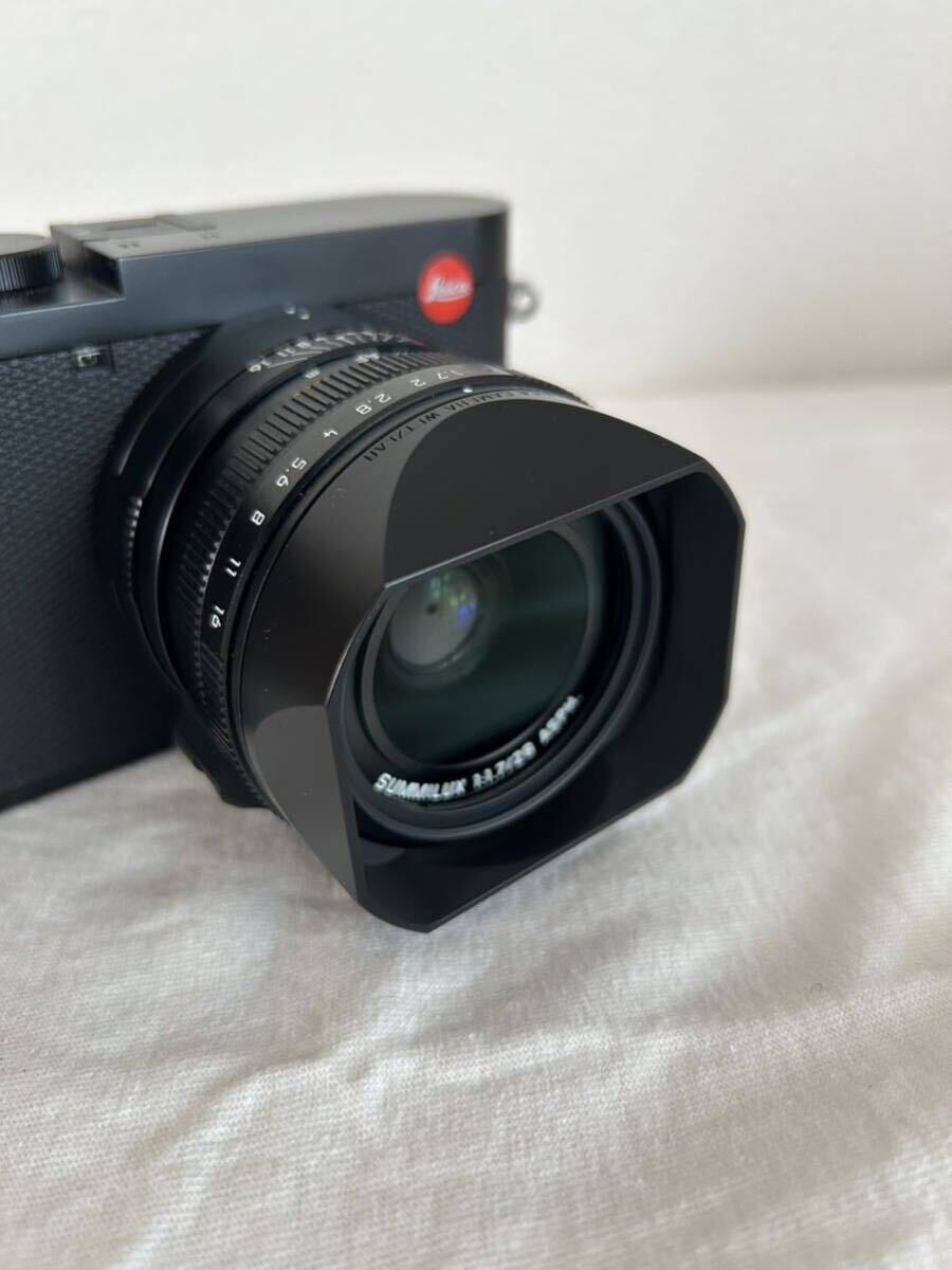 Leica ライカ Q2 ＆ 純正 ハンドグリップ コンパクトデジタルカメラ コンデジ 元箱 説明書付 付属品完備 フルサイズ 4730万画素 SUMMILUXの画像6