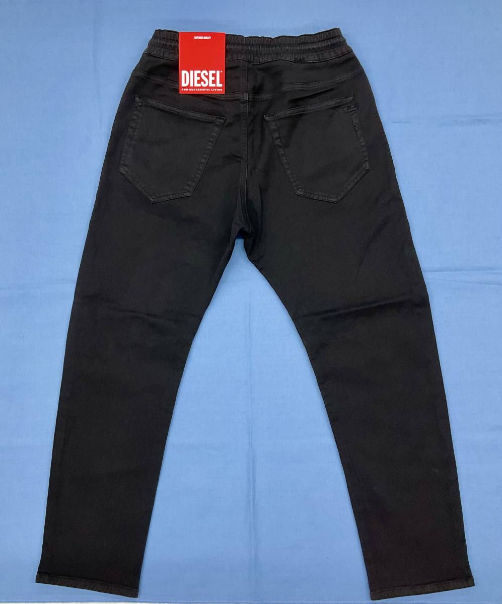 ディーゼル　ジョグ ジーンズ 2424　サイズ36　新品 タグ付　DIESEL　D-AMAGE　A09730 068DY　Jogg Jeans　ブラック　デニム　テーパード_丸みの帯びたレッグラインが特徴的