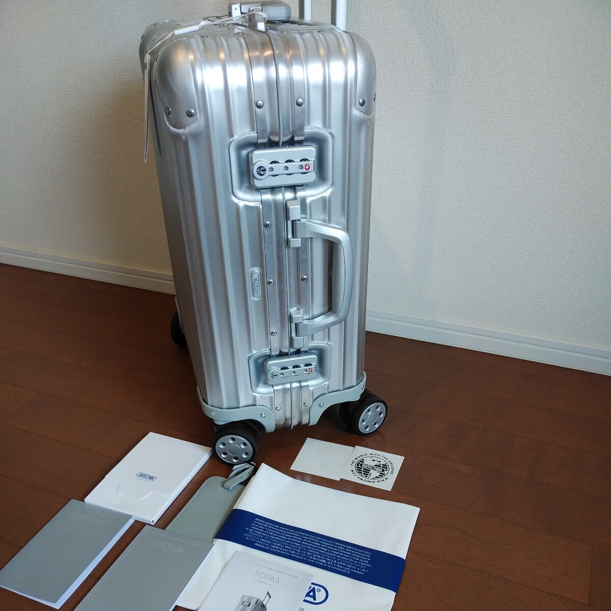 [ beautiful goods ][ use 5 times degree ]RIMOWA TOPAS accessory equipping regular goods one part unused topaz Germany made Rimowa sticker name tag 