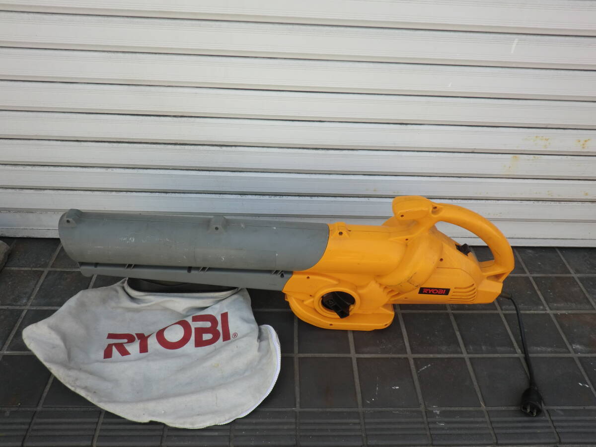 ハ4/16-23 RYOBI RESV-800 ブロワバキューム 集塵機 送風機 ブロワー 動作確認済の画像1