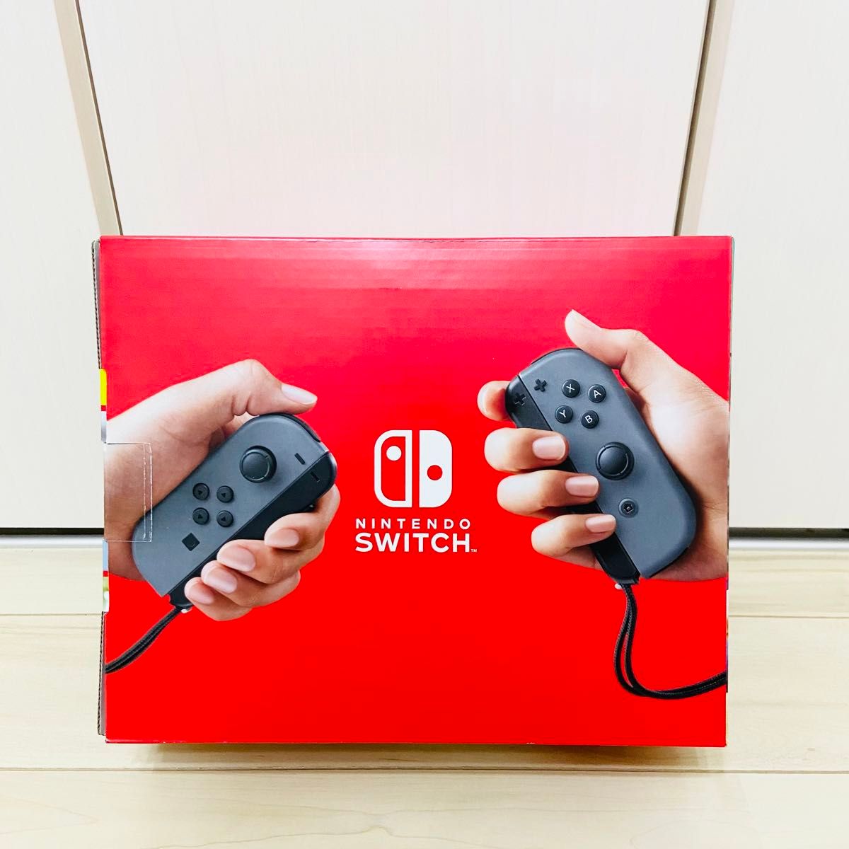 【未使用に近い】バッテリー強化版　NINTENDO SWITCH スイッチ　本体