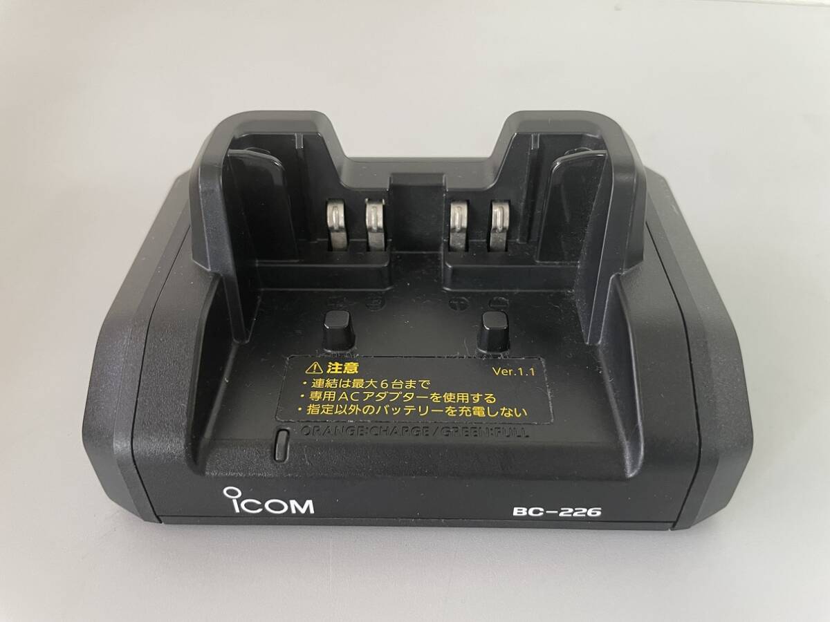西高μ2【美品】ICOM アイコム IC-DPR7S 携帯型デジタルトランシーバー 防水型スピーカーマイクロホン HM-183SJ_画像7