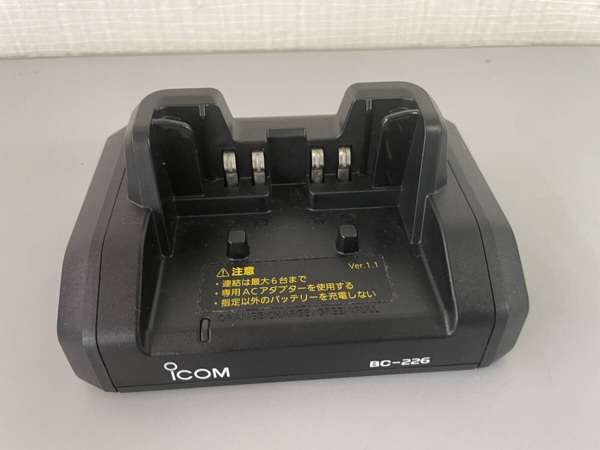 西高μ3【美品】ICOM アイコム IC-DPR7S 携帯型デジタルトランシーバー 防水型スピーカーマイクロホン HM-183SJ_画像7