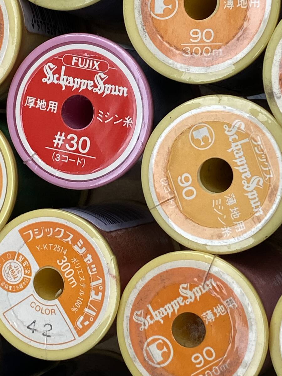 Sヌヌア手芸店106B/ ミシン糸 フジックス シャッペスパン など まとめて57個 薄地用 厚地用 ポリエステル カラー色々 長期保管品 現状品 _画像7