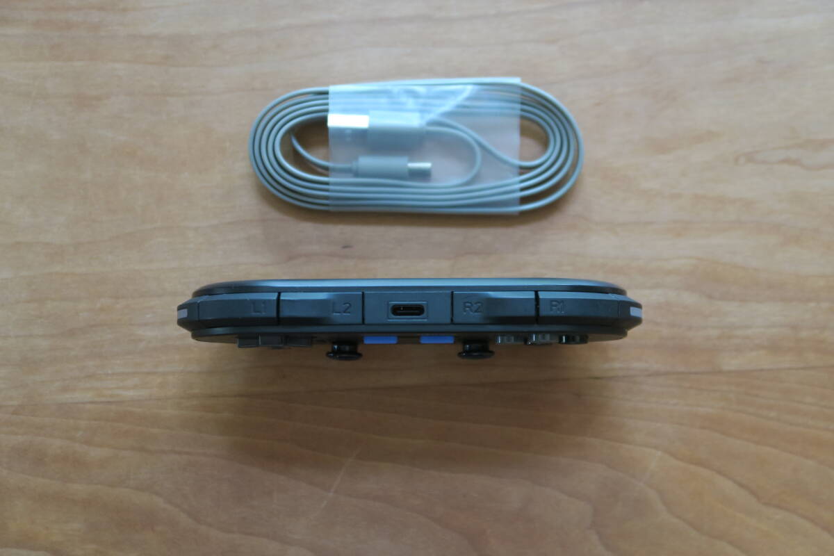 中古品 8BitDo N30 Pro 2 Bluetooth GamePad M Edition Bluetooth USB ゲームコントローラーの画像4