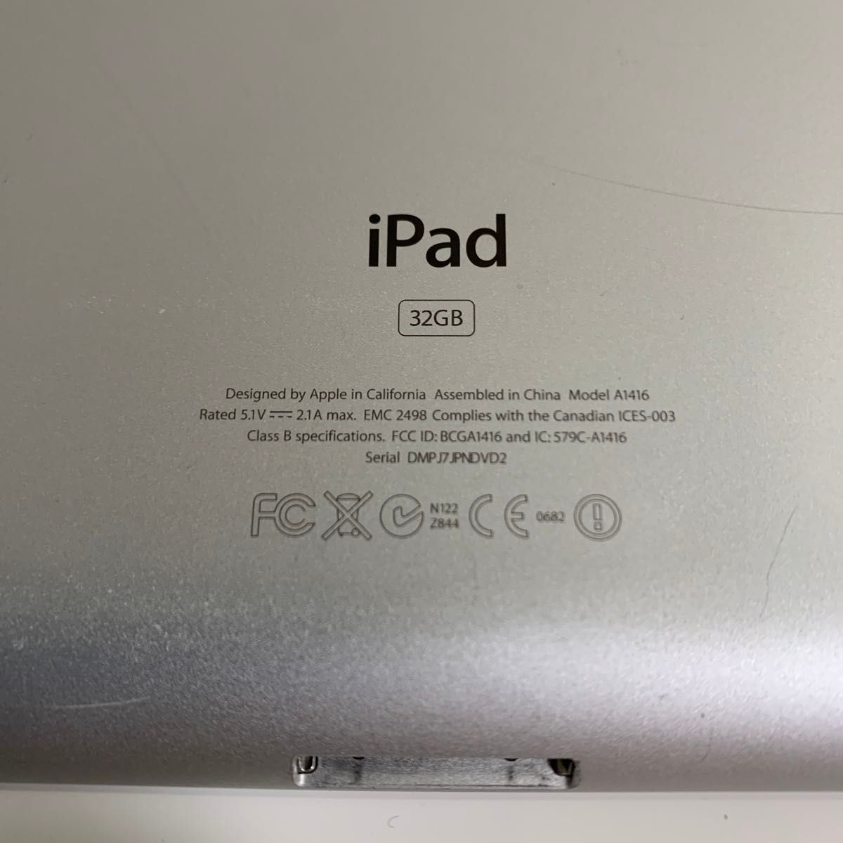iPad (第3世代)、 Wi-Fiモデル　A1416 32G 
