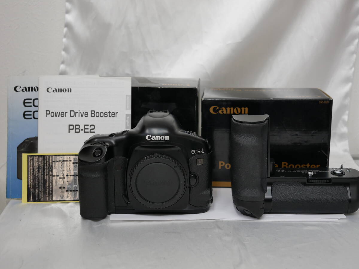 #7450 Canon EOS-1V PB-E2 Power drive booster キャノン フラッグシップ 一眼レフフィルムカメラの画像1
