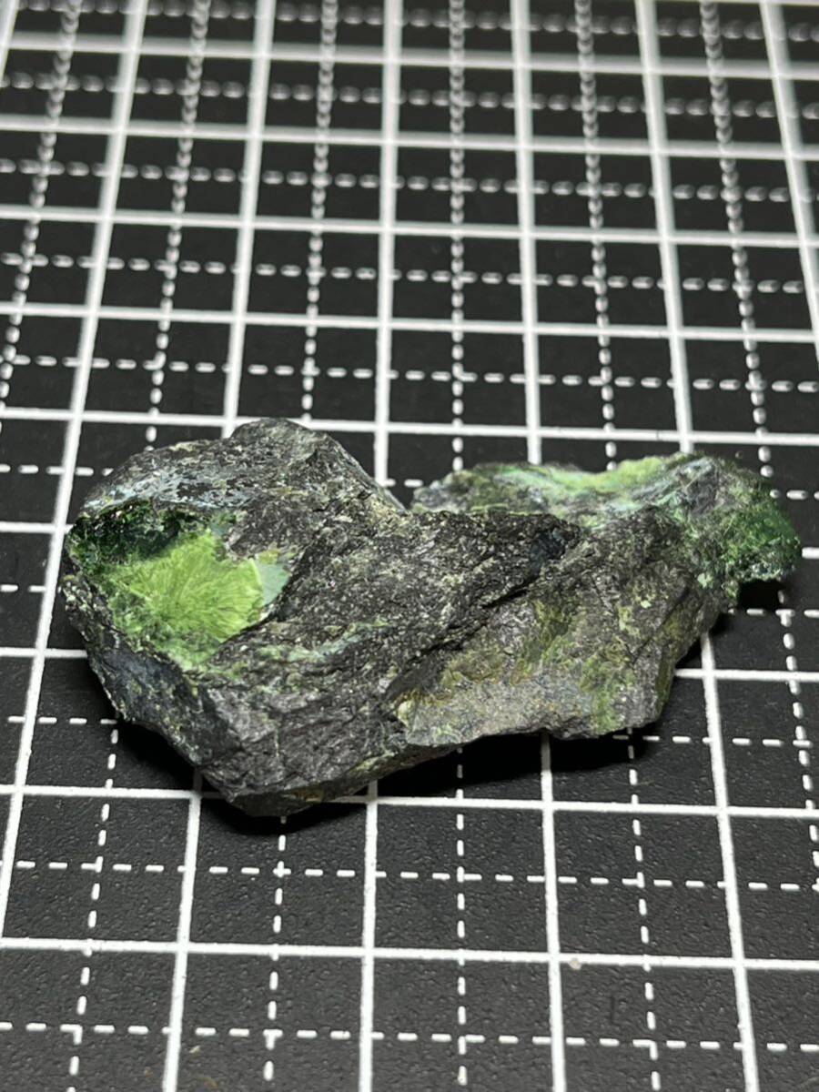 ニッケル孔雀石 浅葱石 多様な鉱物！ 国産鉱物の画像8