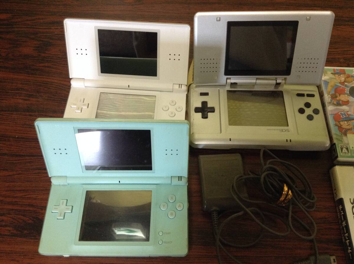 Nintendo DS 3consoles 10games working tested 任天堂 DS 本体3台 ゲーム10本 動作確認済 D589の画像6