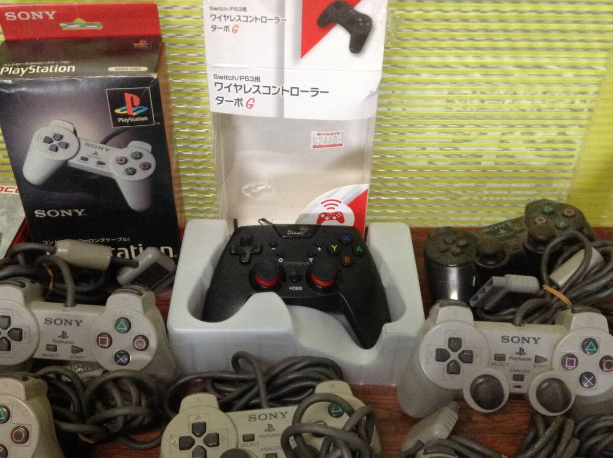 SONY Playstation PS3 PS2 PS1 34controllers working ソニー プレステ PS3 PS2 PS1 コントローラ 34台 動作品有 C672Tの画像4