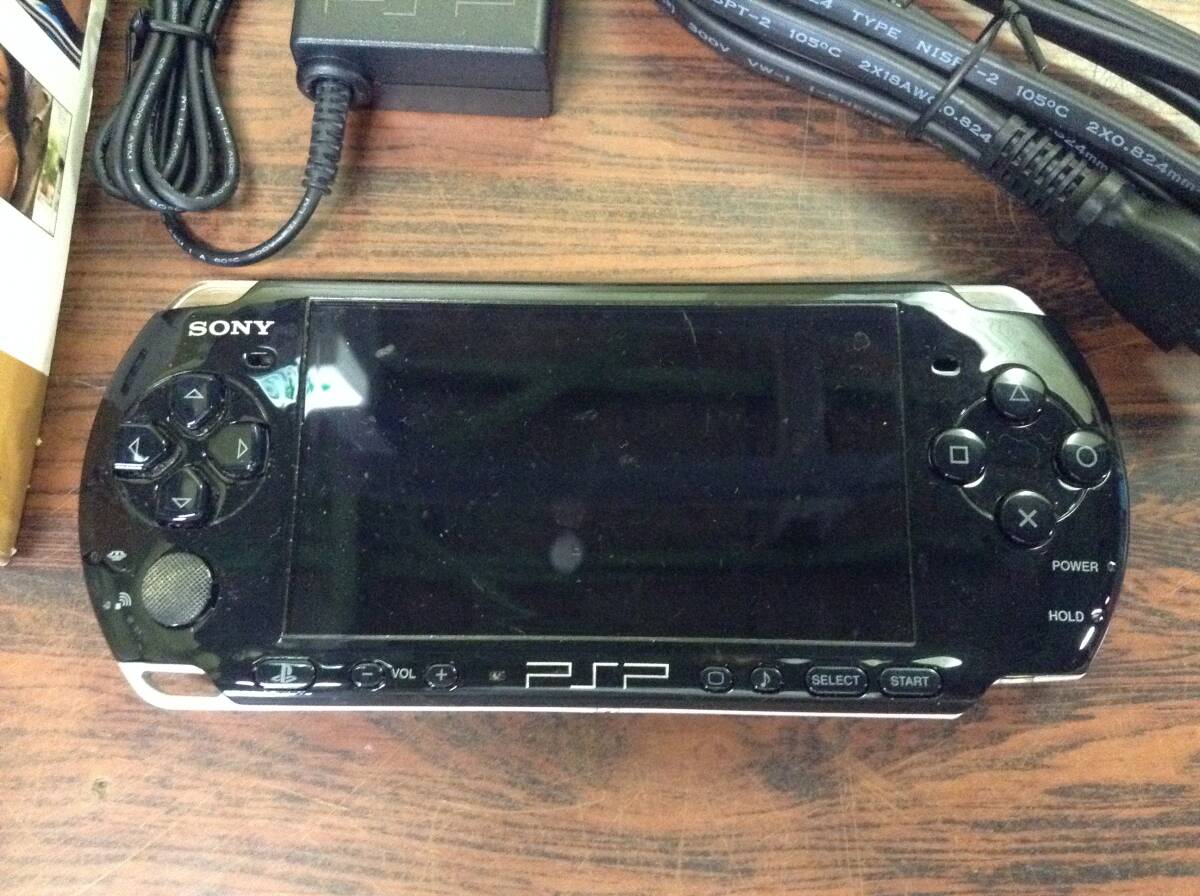 SONY PSP-3001 console w/box tested ソニー PSP 本体1台 箱説明書付 動作確認済 D674Tの画像2