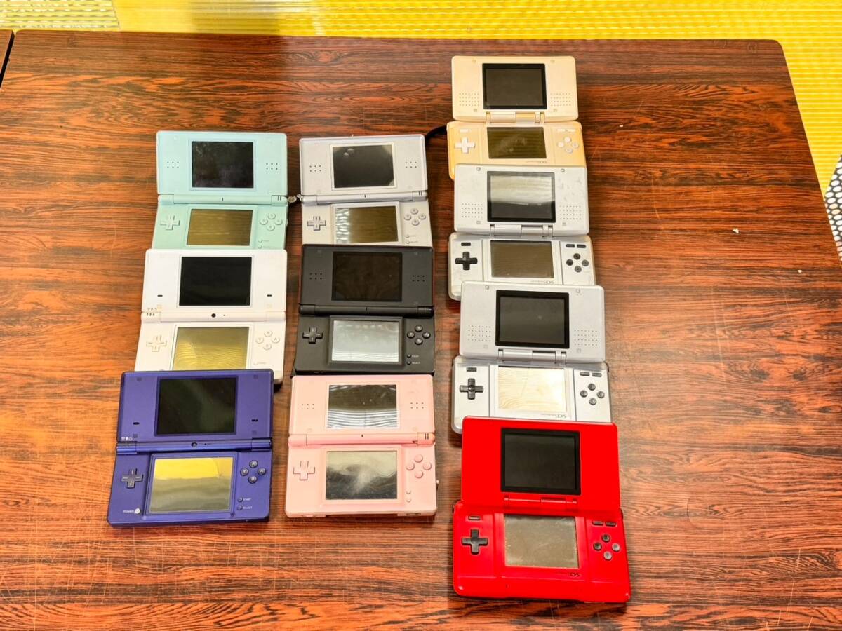 Nintendo DS 10consoles working tested 任天堂 DS 本体10台 動作確認済 D635Sの画像3