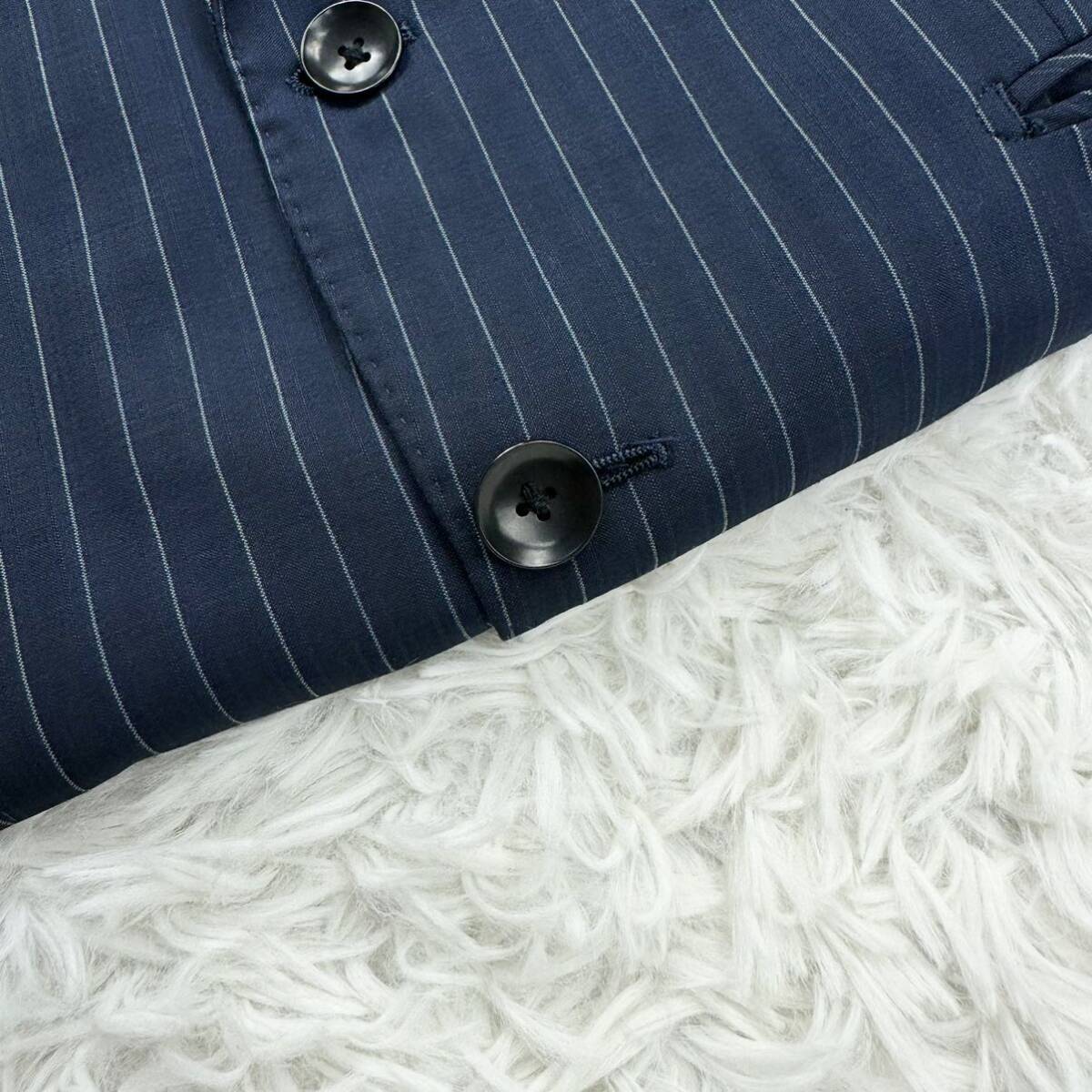 極美品/パーフェクトスーツファクトリー perfect suit factory セットアップ ストライプ 紺色 ネイビー ストライプ ウール 高級感◎ A5 M位_画像7