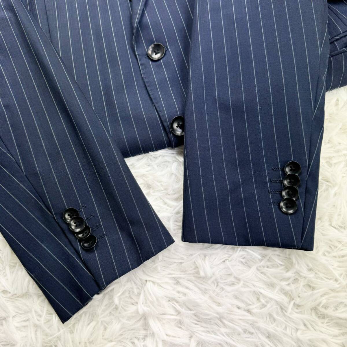 極美品/パーフェクトスーツファクトリー perfect suit factory セットアップ ストライプ 紺色 ネイビー ストライプ ウール 高級感◎ A5 M位_画像8