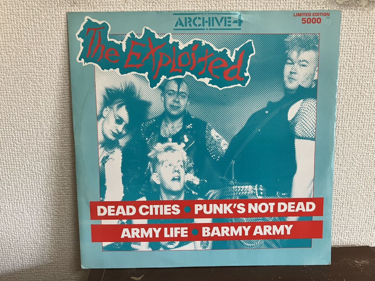 THE EXPLOITED DEAD CITIES PUNK’S NOT DEAD ARMY LIFE BARMY ARMY UK盤　12インチ　レコード　PUNK HARDCORE パンク_画像1