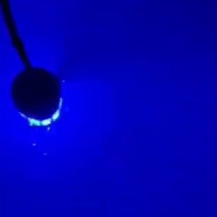 【充電式・コードレス】 100W LED水中集魚灯 青