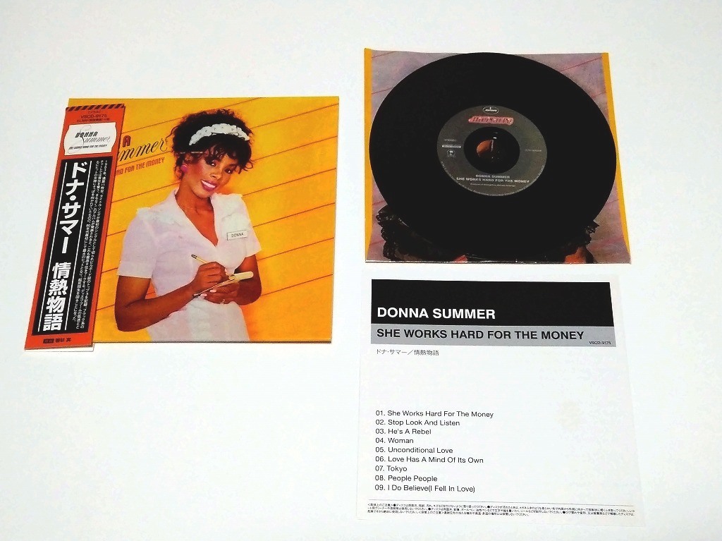 【洋楽CD】Donna Summer ドナ・サマー 情熱物語 紙ジャケット仕様 帯付き SHE WORKS HARD FOR THE MONEY レコード盤仕様CD 盤面良好の画像2