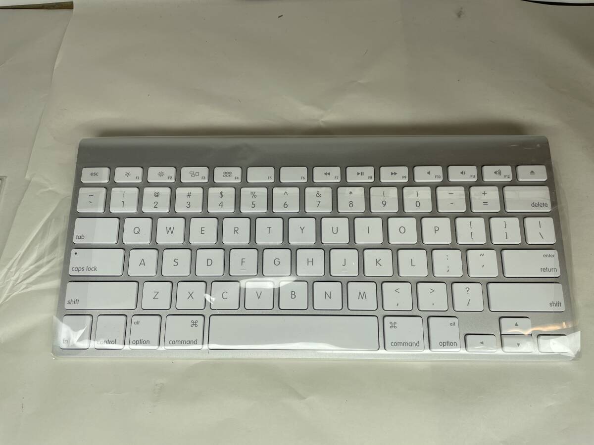 Apple Wireless Keyboard （US） MC184LL/B A1314 中古の画像2