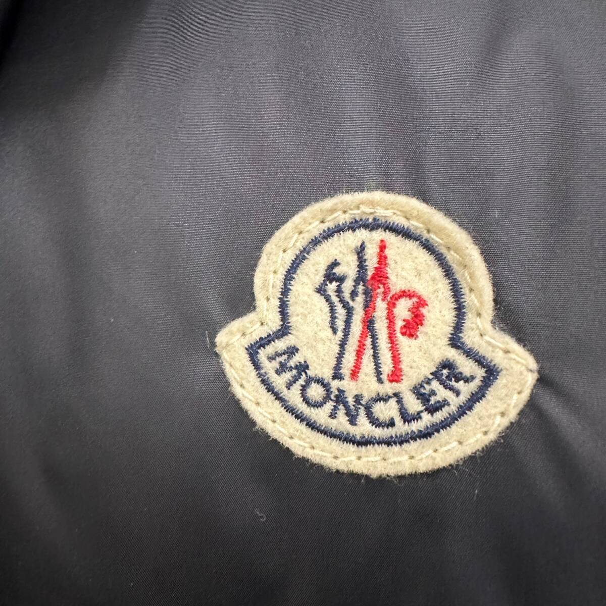 【サイズ1】MONCLER モンクレール ダウンジャケット ブラック 黒 メンズ 中古品 現状品 B4201の画像2