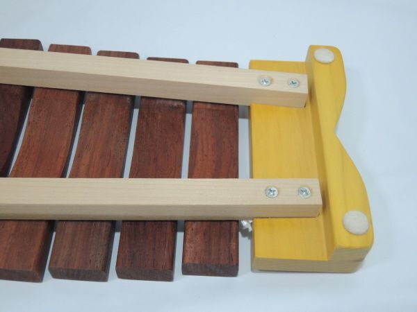 BorneLundbo- flannel ndo xylophone unused . close 