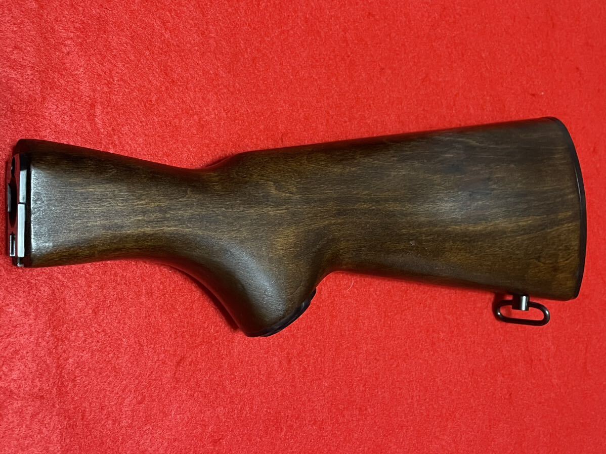 マルゼン レミントン M1100 M870 共通の 木製ストック 純正品です ストック用のネジ 付属させて頂きます_画像6
