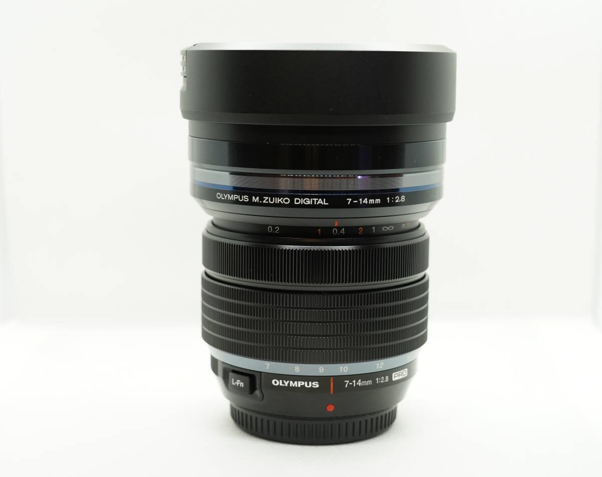 【超美品中古】マイクロフォーサーズ用 M.ZUIKO DIGITAL ED 7-14mm F2.8 PRO 【未使用に近い】の画像2