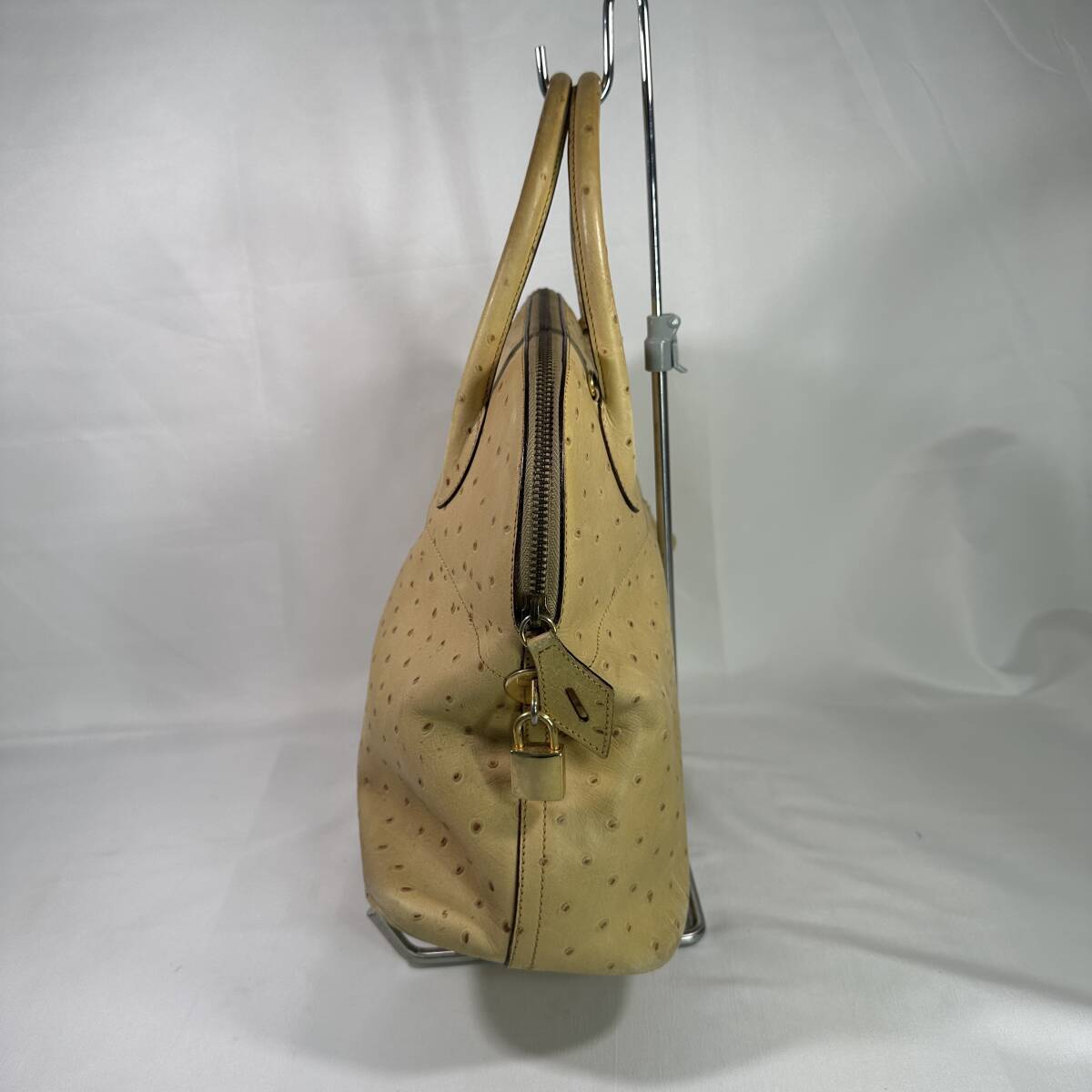 XXI SECOLO ...  сумка   дамская сумка    кожа   бежевый   кожа  ...  экзотичный  кожа  (RB-049)