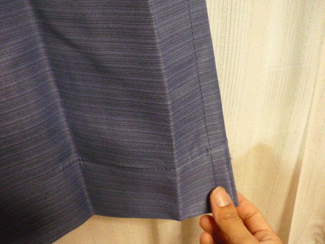 売り切り 数回使用 イオンスタイル ホームコーデ 遮光２級 防炎ドレープカーテン 100㎝×105㎝ ２枚 ブルー の画像5