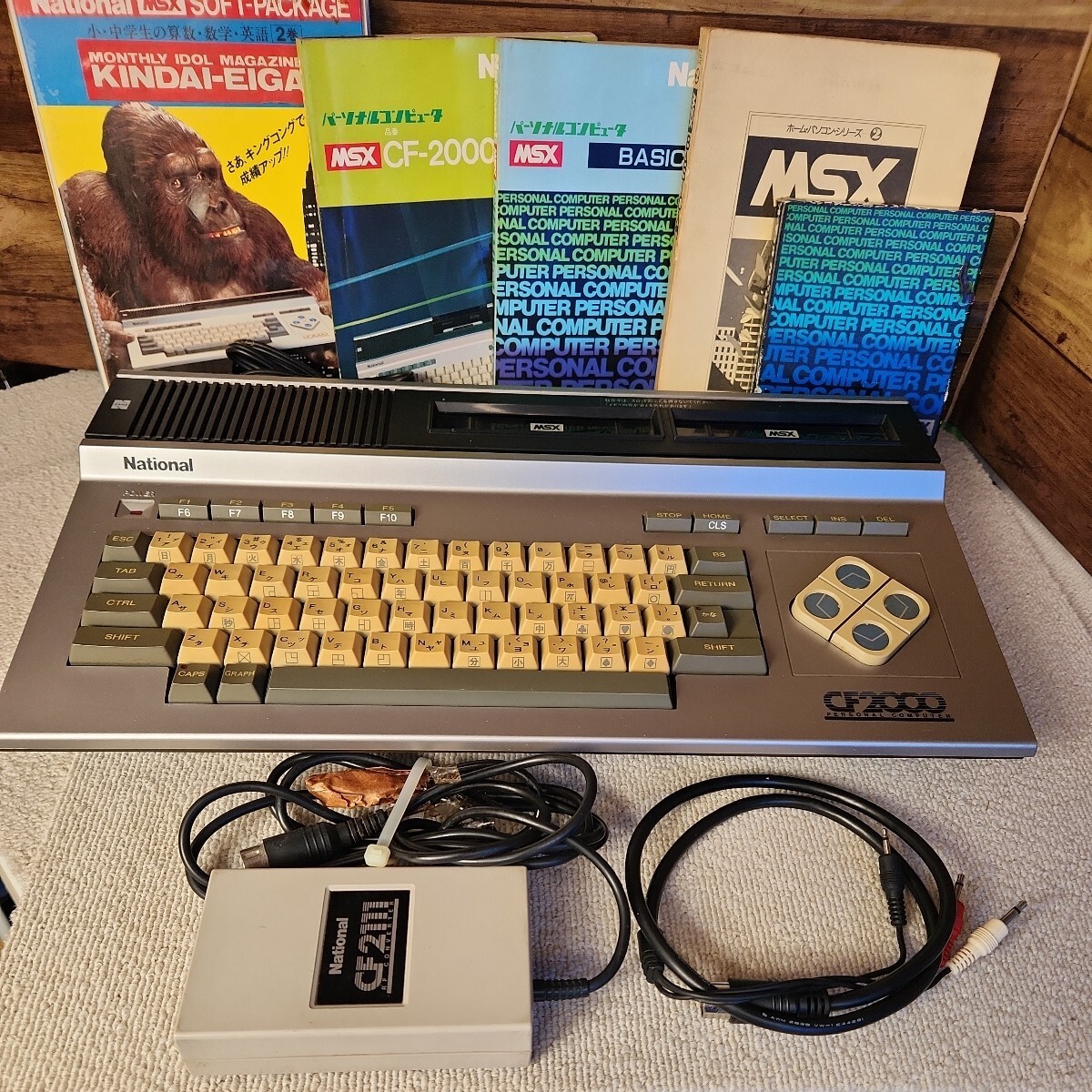 National MSX CF2000 初回付録カセット 取説付き （RFコンバーター、オーディオケーブル）通電確認 パーソナルコンピューター まとめての画像1