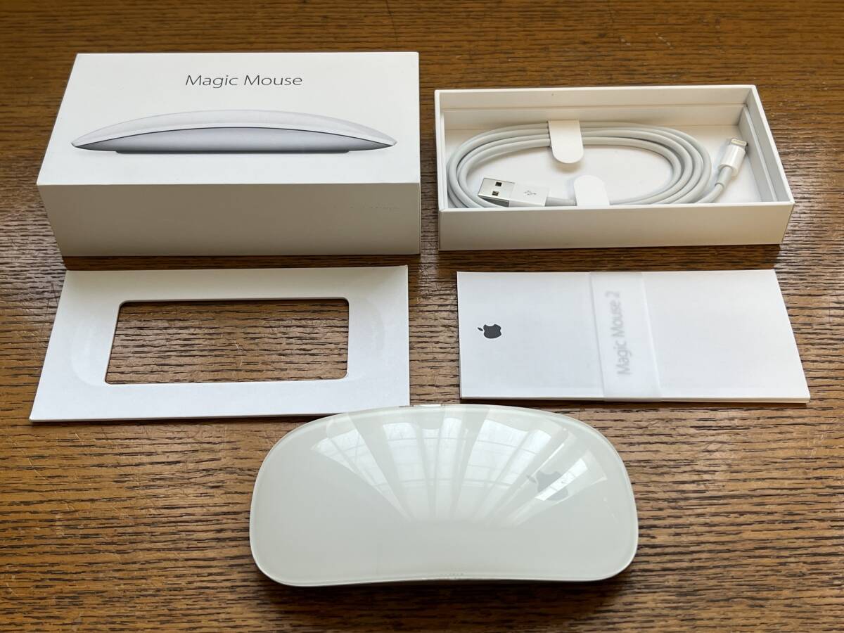 【中古動作品】Apple Magic Mouse 2 A1657 MLA02J/A【使用感あり/バッテリー劣化】の画像1