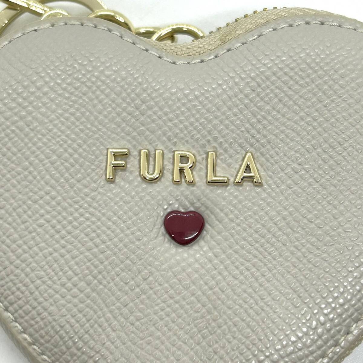 11495*FURULA Furla coin case purse Heart gray gray ju key chain change purse . box equipped Gold metal fittings Mini purse key holder 