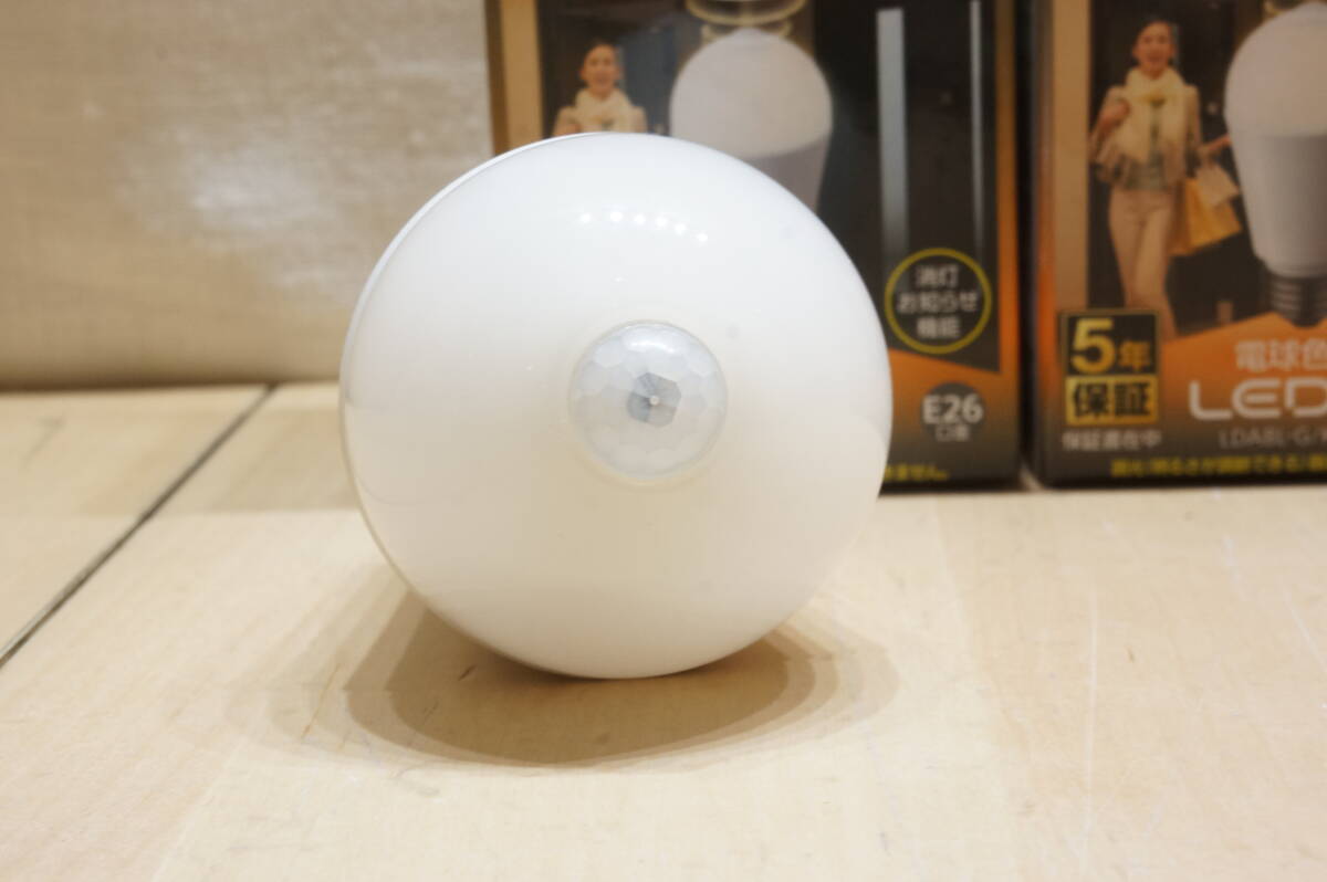 【G22Z】保管品 Panasonic パナソニック LED電球 4点 まとめ売り ひとセンサ付 明るさ60形相当 電球色相当 E26口金