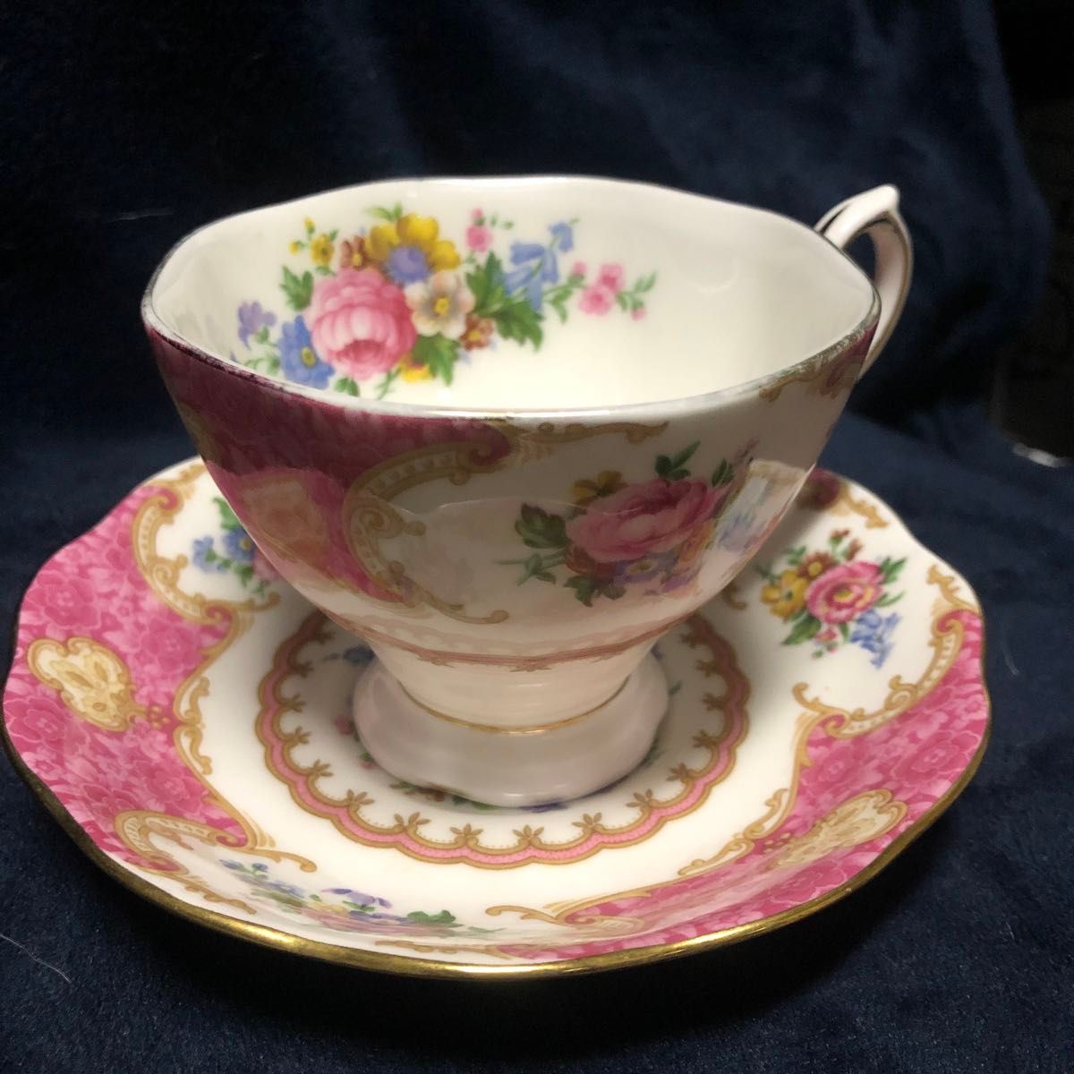 ペア(2客)  ROYAL ALBERT BoneChina ENGLAND  レディーカーライル　カップ＆ソーサー　　　