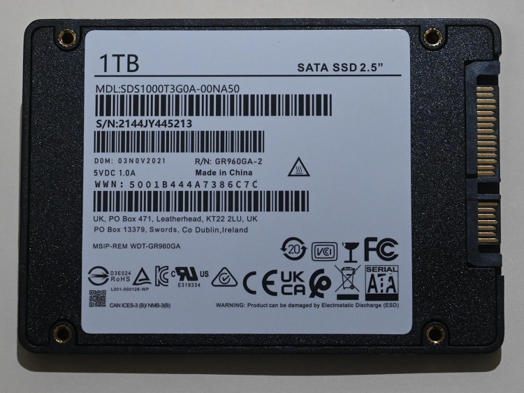 ＊Blue SSD (1TB)*新品*未開封　希望があれば、 フォーマットします_画像3