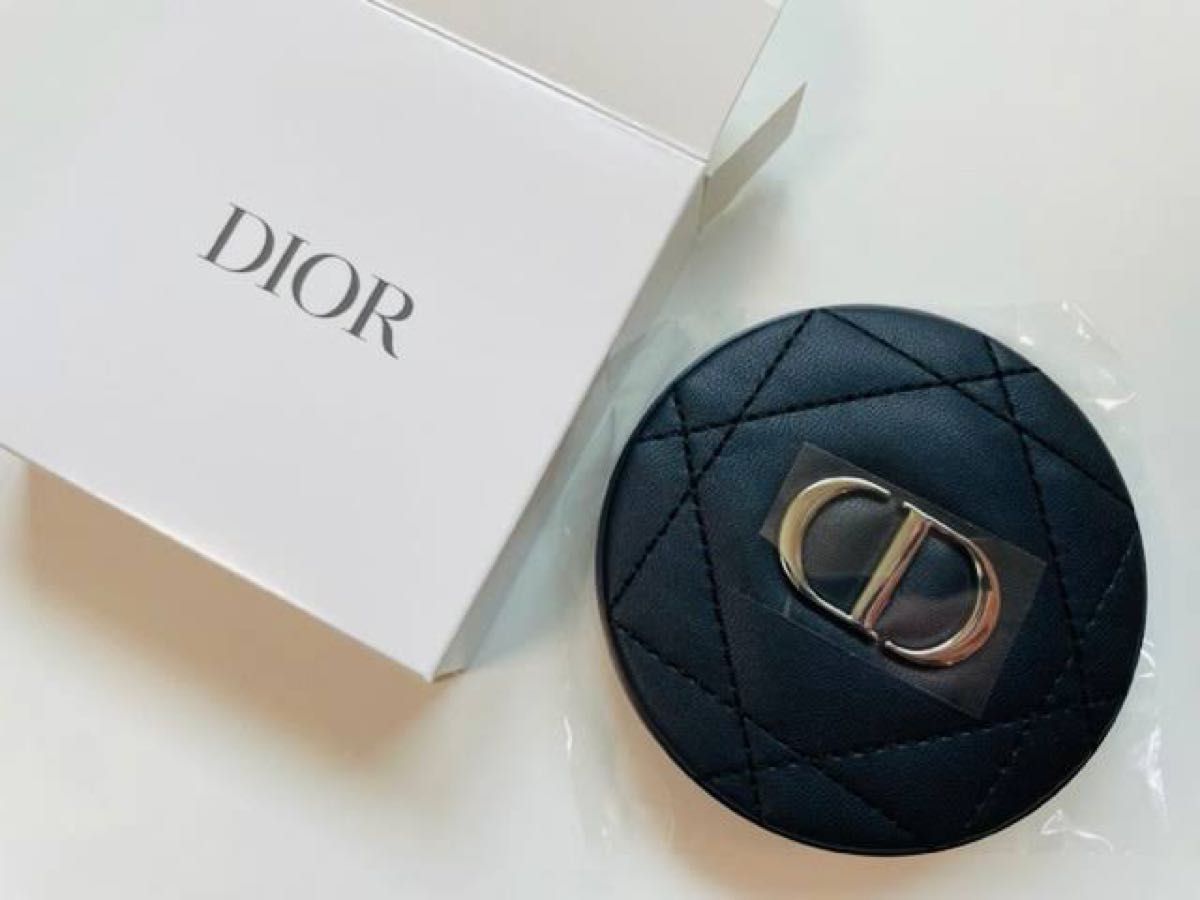 ディオール ノベルティ ミラー Dior コンパクトミラー|Yahoo ディオール ノベルティ ミラー Dior コンパクトミラー|Yahoo