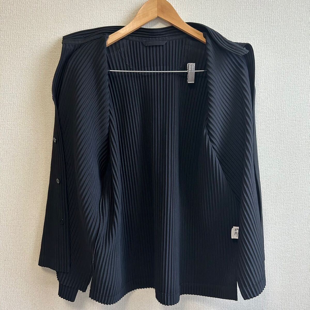 【美品・23年製】HOMME PLISSE ISSEY MIYAKE オムプリッセ イッセイミヤケ スタンドカラー シャツ トップス ブラック L プリーツ の画像4