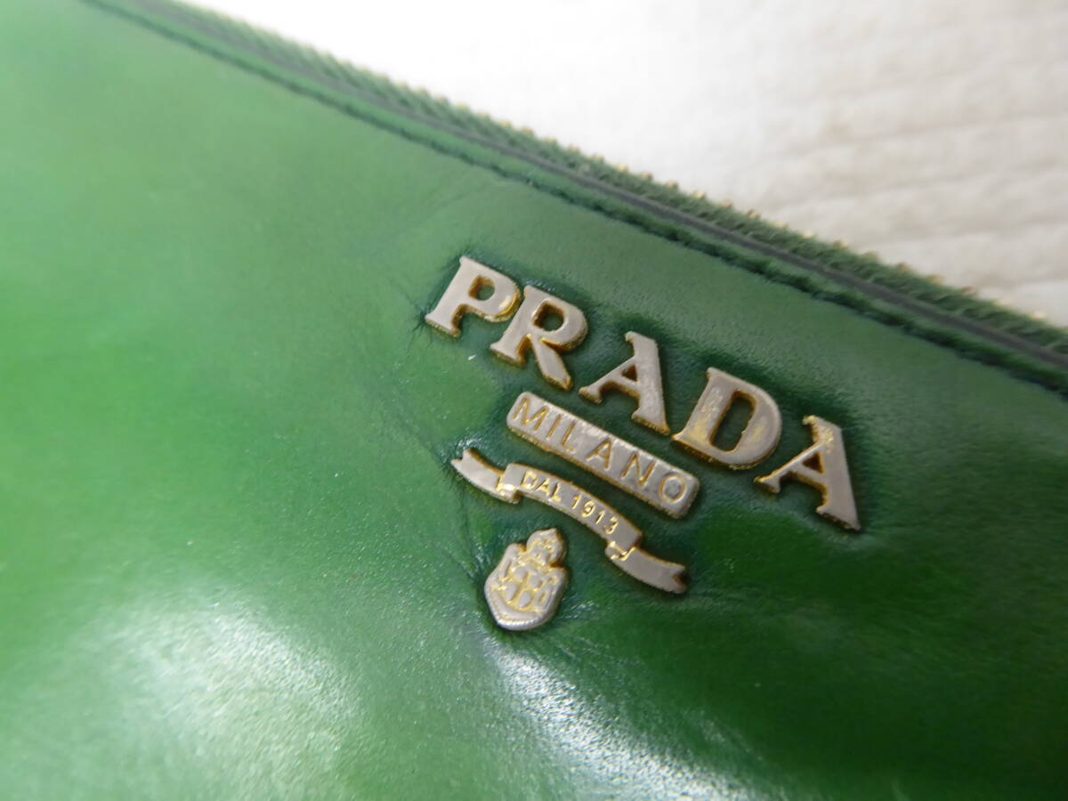 PRADA プラダ レザー ラウンドファスナー 長財布 グリーン 定形外郵便全国一律510円 B2-Aの画像6