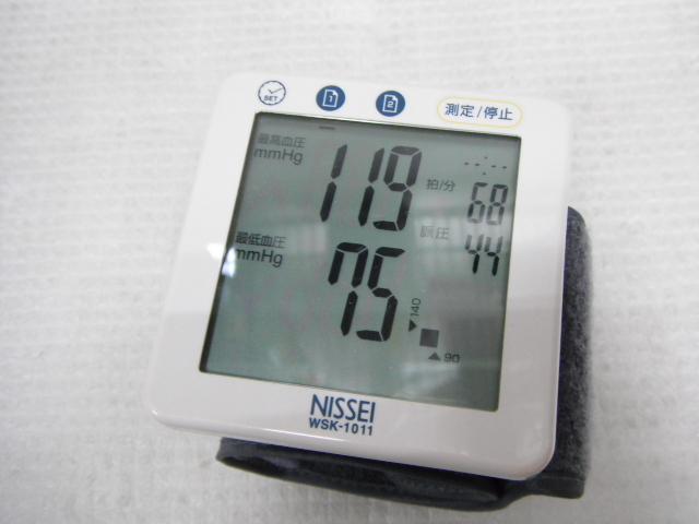 NISSEI Japan precise . vessel digital hemadynamometer WSK-1011 wrist type operation verification settled non-standard-sized mail nationwide equal 300 jpy S1-A